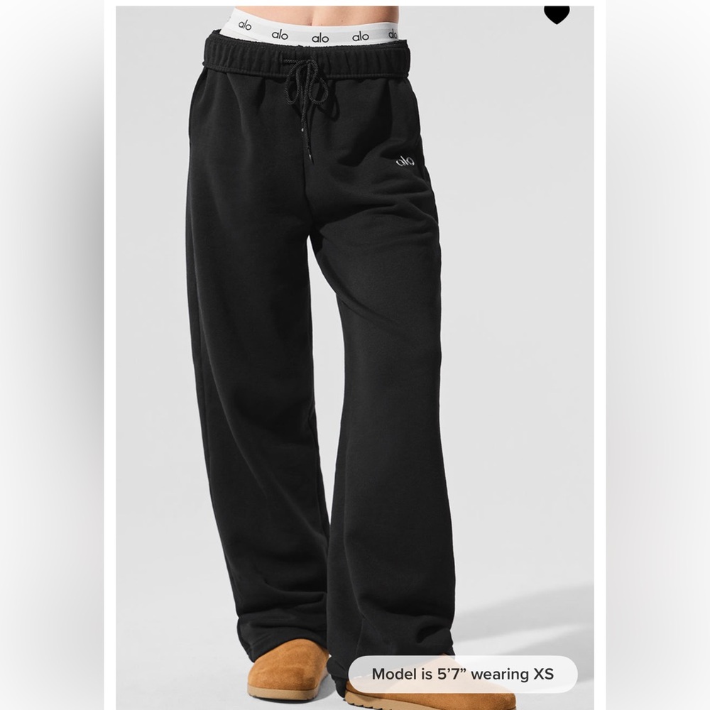 NWT Alo Accolade Straight Leg Sweatpant Black Sz Medium